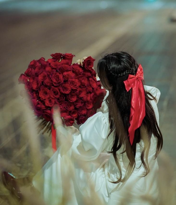 وكان سر تميزها أنها لا تُشبه إلا ذاتها .🌿♥️