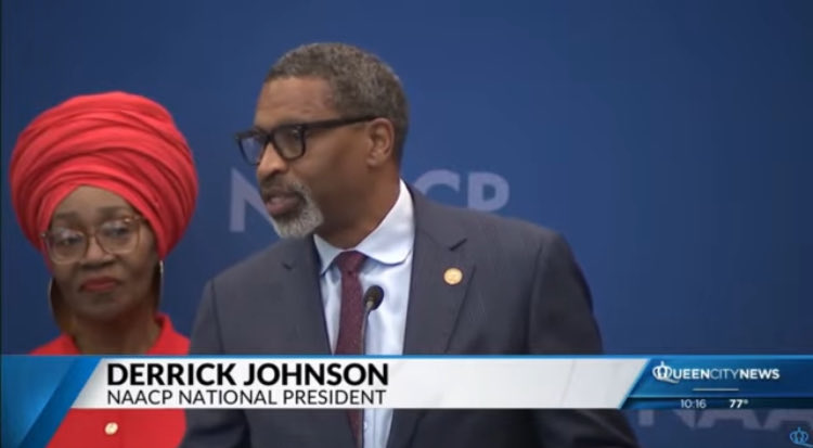 LionPolitical's tweet photo. ⁦@DerrickNAACP⁩ who cares if u invite the prez.  The NAACP is irrelevant at this point.  Nobody is following y’all.  Non-Entity https://t.co/TwFhZjrqp7