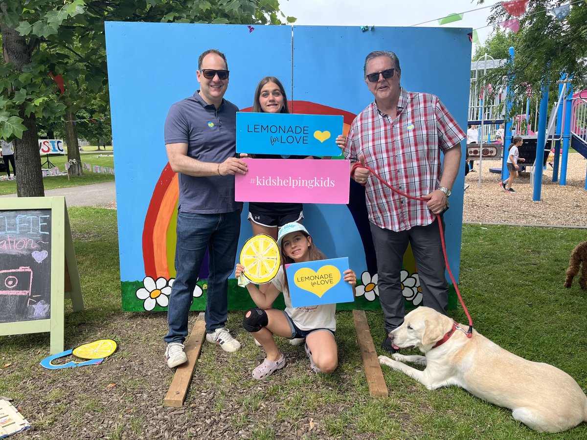 j_maloney's tweet image. Stopped by @LemonadeforLove with @JZerucelli for@10th annual event. #kidshelpingkids