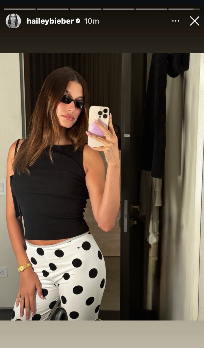 jaileyisthebest's tweet photo. Hailey said shut up haters I’m wearing my ring and on top of that I’m using my husband’s brand!!! https://t.co/U4eciqA7Rl