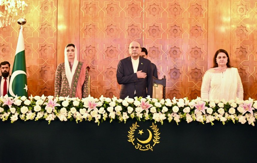 PPP Khyber Pakhtunkhwa (@pppkp_official) on Twitter photo President <a href="/AAliZardari/">AsifAliZardari</a> and First Lady <a href="/AseefaBZ/">Aseefa B Zardari</a> launching Benazir Hunarmand programme Registration Portal at Aiwan-e- Sadr ۔ President <a href="/AAliZardari/">AsifAliZardari</a> and First Lady <a href="/AseefaBZ/">Aseefa B Zardari</a> launching Benazir Hunarmand programme Registration Portal at Aiwan-e- Sadr ۔