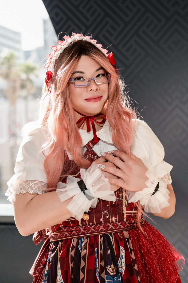 AkiresVR's tweet image. My first IRL photoshoot at Fanime. Thank you so much to seeyuustudio.com/?fbclid=PAQ0xD… for the wonderful work. Their mission is to bring the best out of you and I felt it.