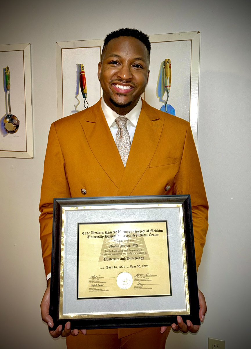 Last night was a dream come true. 🥹

I officially graduated from residency and became an Obstetrician &amp; Gynecologist 💐🧡

I grew up in Kansas raised by my mom and grandma and overcame poverty and periods of homelessness to become the first doctor in my family. God is so good 😭