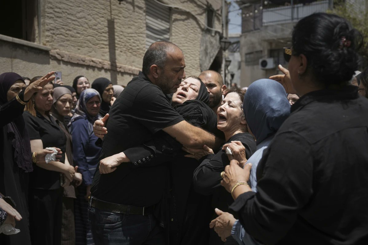 💔 Death came before dawn.
150 missiles rained on Isfahan today.
A nuclear scientist lost his life.
So did many whose names we’ll never know.
Their only crime?
Living beneath the sky when war chose to strike.

#IranIsraelConflict #Iran