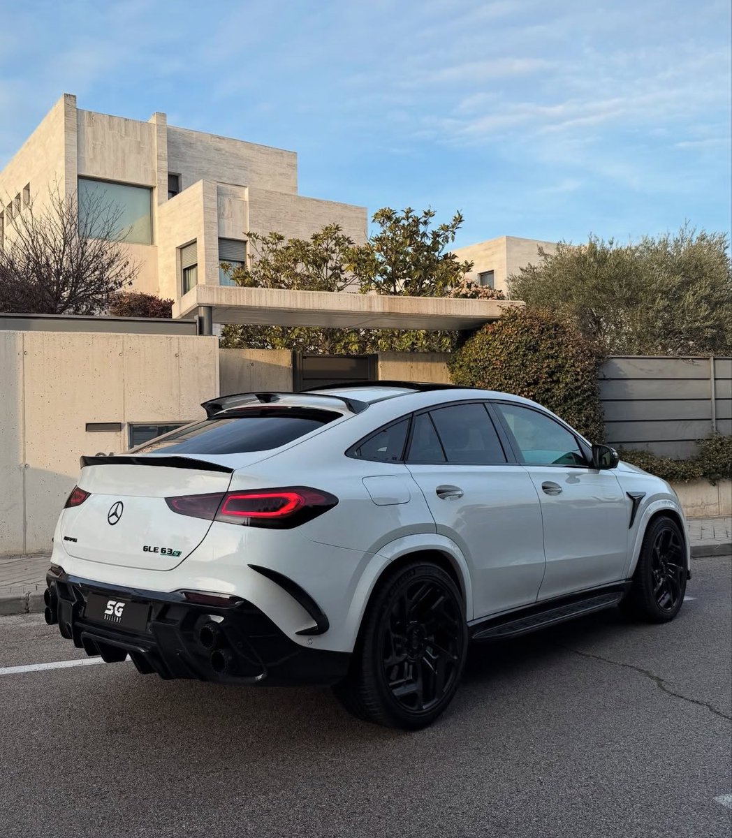 Mr Benz tweet media