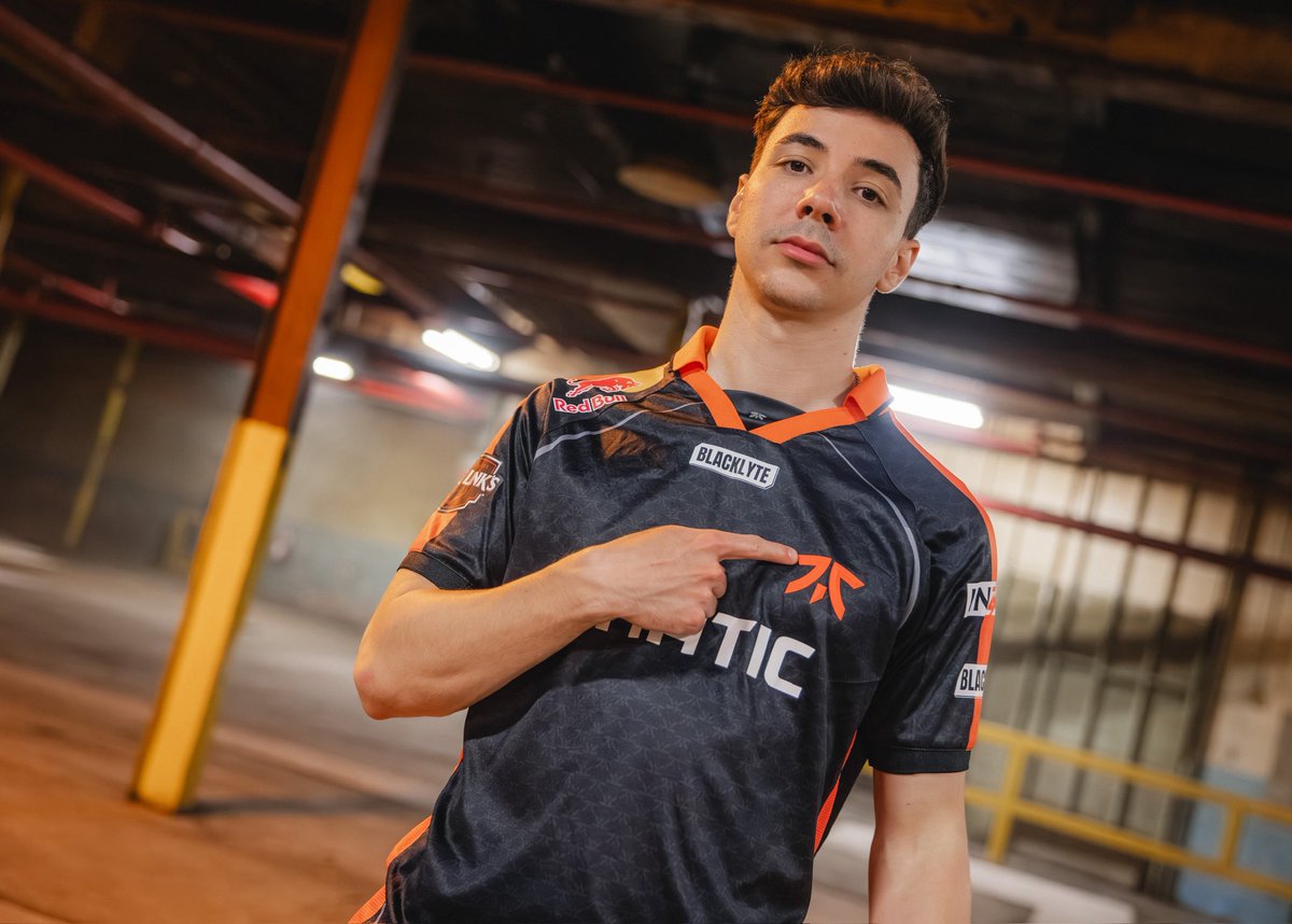 FNATIC crashies (@crashies) on Twitter photo 3-1 vs <a href="/WolvesEsports/">Wolves Esports</a>
AM I DREAMING??? A chance to lift an international trophy once again. I won’t let this opportunity go to waste. THANKS FOR ALL THE LOVE 🧡🧡🧡 #FNCWIN 3-1 vs <a href="/WolvesEsports/">Wolves Esports</a>
AM I DREAMING??? A chance to lift an international trophy once again. I won’t let this opportunity go to waste. THANKS FOR ALL THE LOVE 🧡🧡🧡 #FNCWIN