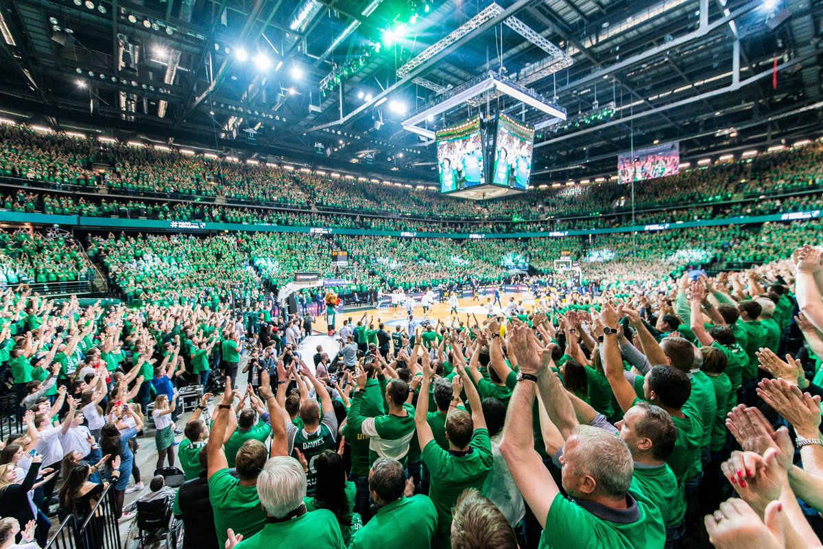 Mikhailov_Dim's tweet image. What a game. Down by 10 in Q3, but @bczalgiris @KaunasCity came back strong and took Game 5 — and the Betsafe-LKL title! 🏆💚
25x champions.
Respect to Rytas, but Kaunas is green again. 🔥
#Zalgiris #LKLFinals #Champions #Kaunas #Basketball #Lietuva