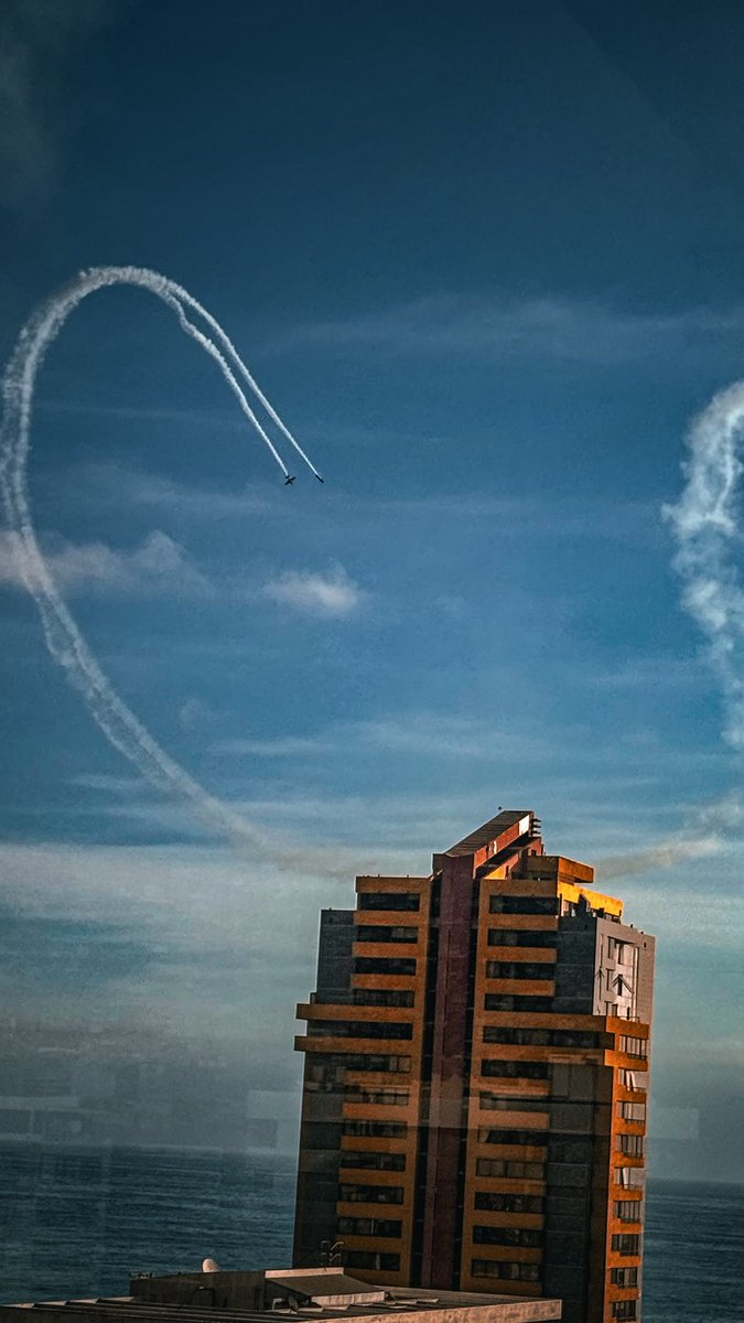 Tremendo espectáculo de <a href="/Team_Halcones/">Escuadrilla Halcones</a> en #Antofagasta