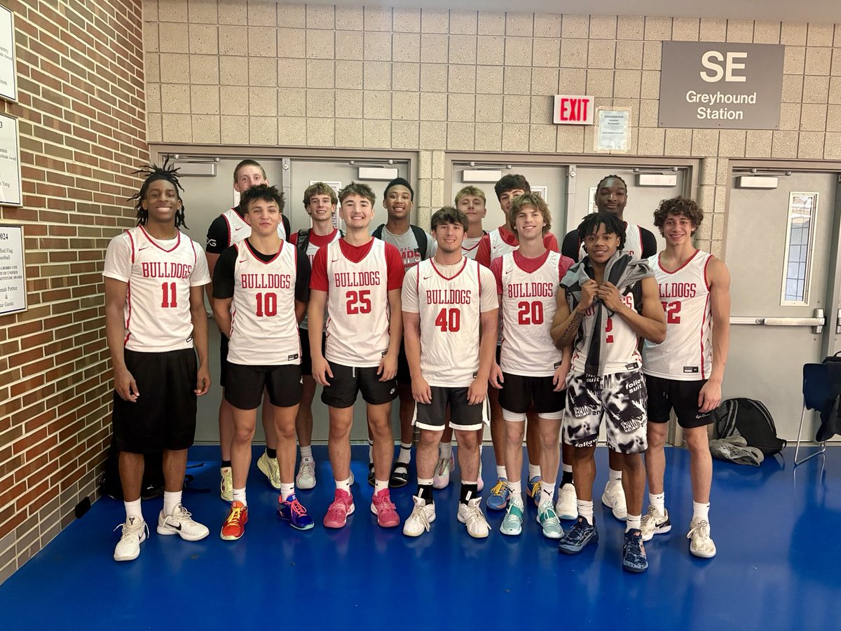 CPBulldogHoops's tweet image. For the first time, Crown Point goes undefeated at the Charlie Hughes Shootout, knocking off Mt. Vernon, Parke Heritage, Lawrence North, and Fishers. Special thanks to @IBCA_Coaches for putting on another great event. Dogs finish the summer a perfect 10-0. #Process