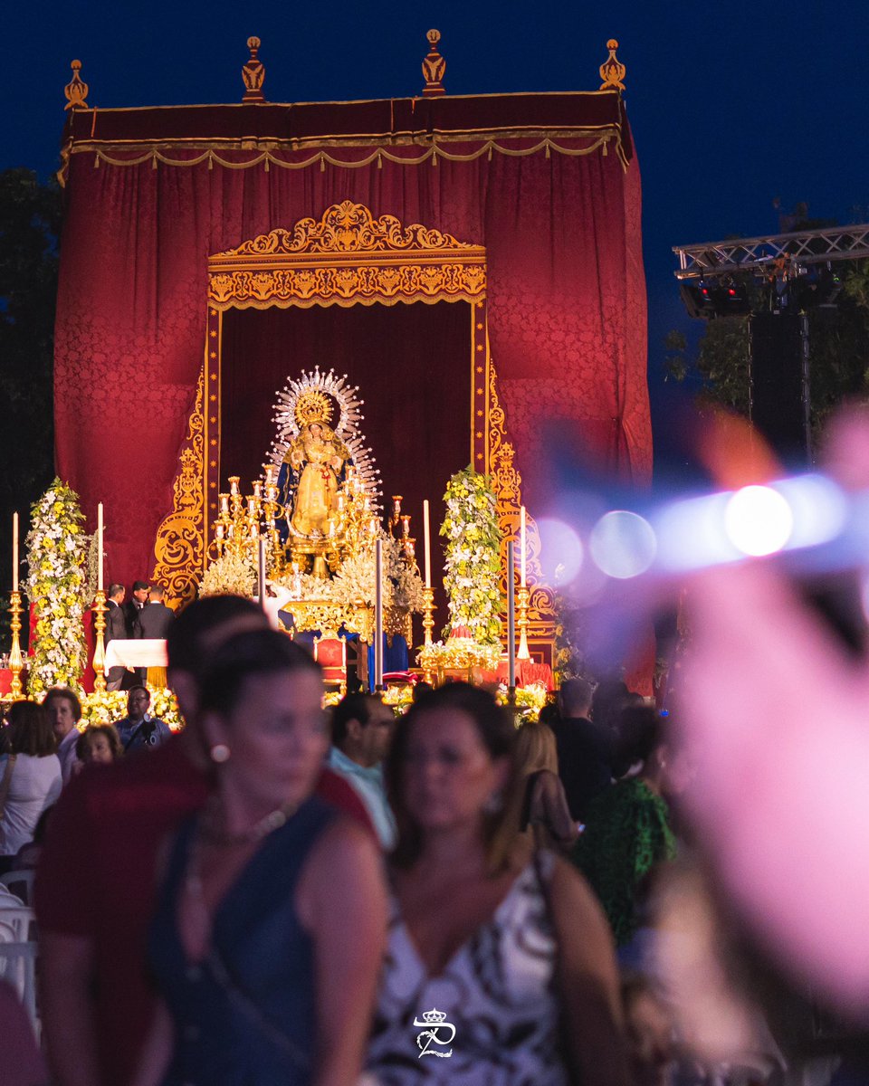 🔵 Nuestros primeros sones ante Ntra. Sra. de la Estrella Coronada saben al amor de todo un pueblo que hoy la ha coronado. 

Suena 𝐌𝐚𝐝𝐫𝐞 ante Ella porque es #EstrellaMadreyPatrona de los corianos. 

✍️ Raúl Rodríguez Domínguez
📸 @markitos84villa

#PorSiemprePresentación