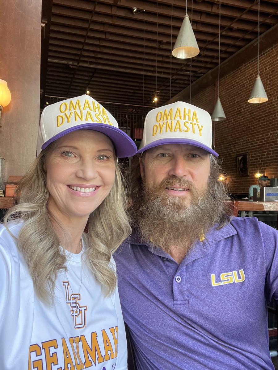 JaseDuckman's tweet image. Let’s do this LSU!!!  Yes, we’re in Omaha!!!! #GeauxTigers ⁦@MissyDuckWife⁩ ⁦@LSUbaseball⁩