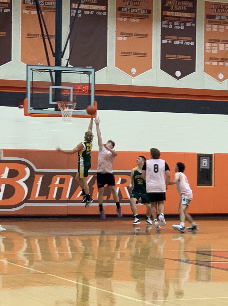 NHS Boys Basketball tweet media