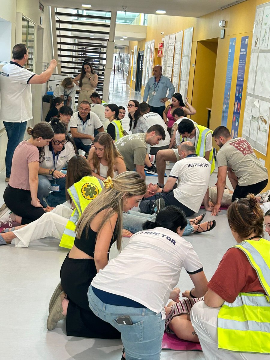 Pasión. Orgullo. Responsabilidad. Muchas gracias por la oportunidad a toda la familia <a href="/ITLS_Spain/">SEMES ITLS-España</a> <a href="/SEMES_/">SEMES</a>! Esto es solo el comienzo! ☺️🚑