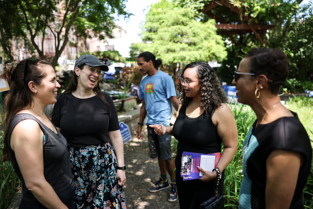 AdrienneEAdams's tweet image. Thank you @CarmenForNYC for the tour of Inwood today! Even in this heat, it was all smiles at the artist’s market and local businesses. Thank for your welcoming me to your community today, on the last weekend before Election Day!