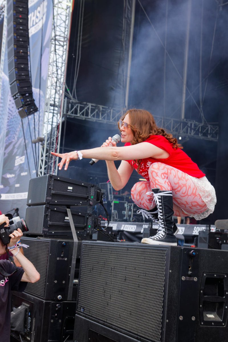 festivalisten's tweet image. .@katenash beim #southsidefestival #southside2025 #katenash - mehr auf festivalisten.de/southside-2025…