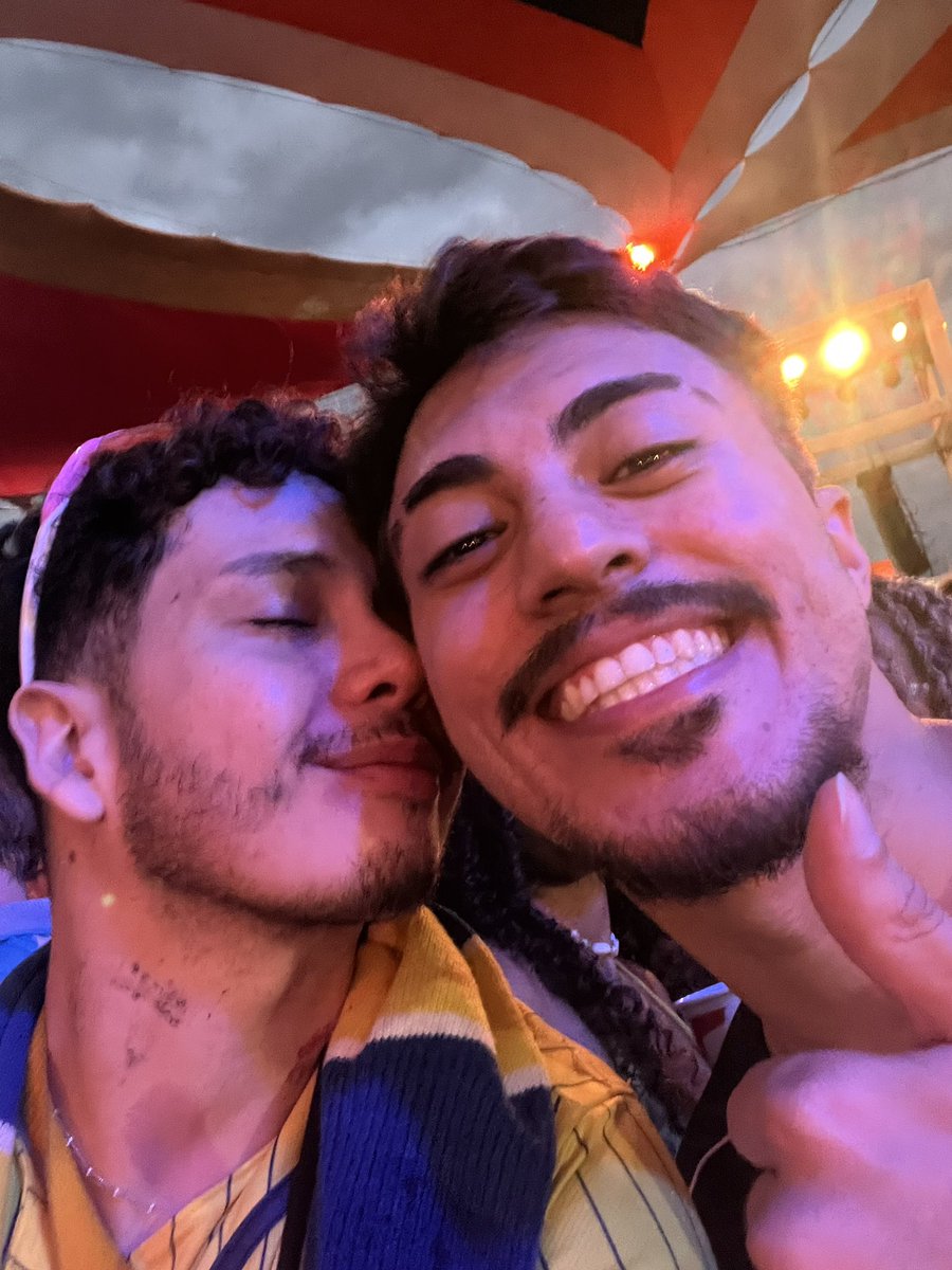 wildfirxx's tweet photo. te amo meu amor @djramemes https://t.co/jjXCCf0P4K