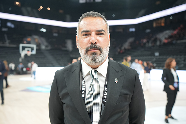 Özkan Arseven: "Adil yönetim olduğu taktirde Beşiktaş'ın yenemeyeceği takım yok"

ntvspor.net/basketbol/ozka…

Foto: AA