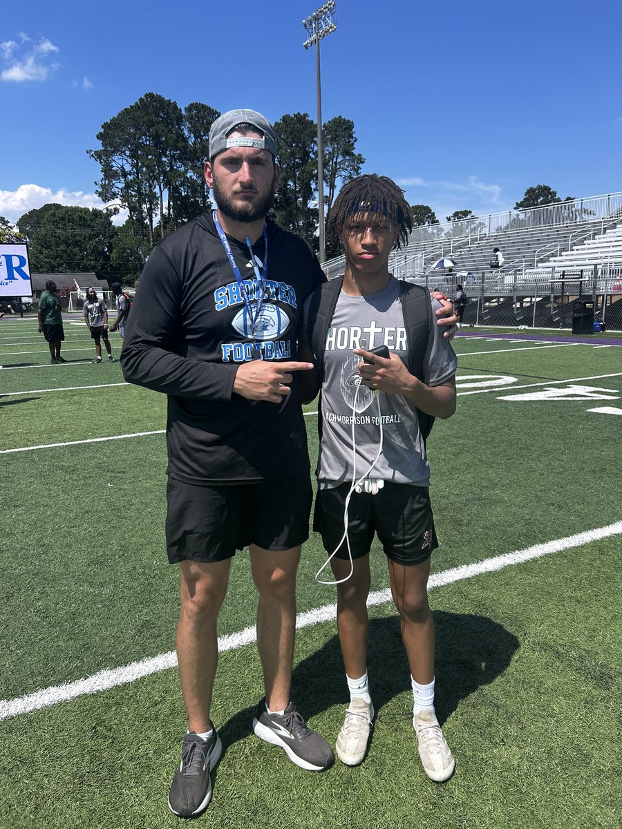 Lando_o2028's tweet image. Had a great time today at @Shorter_FB’s camp today. Thank you to @CoachDietlSU for the invite. @coachmorrison58 @aekelton @CoachJackSU @kwhit4 @CoachTen10 @CoachJack19 @Coach_Ogletree @RecruitGeorgia @NGVikingsFB @ngfbrecruits @CoachReg28 @One11Recruiting @Coach_OBrien