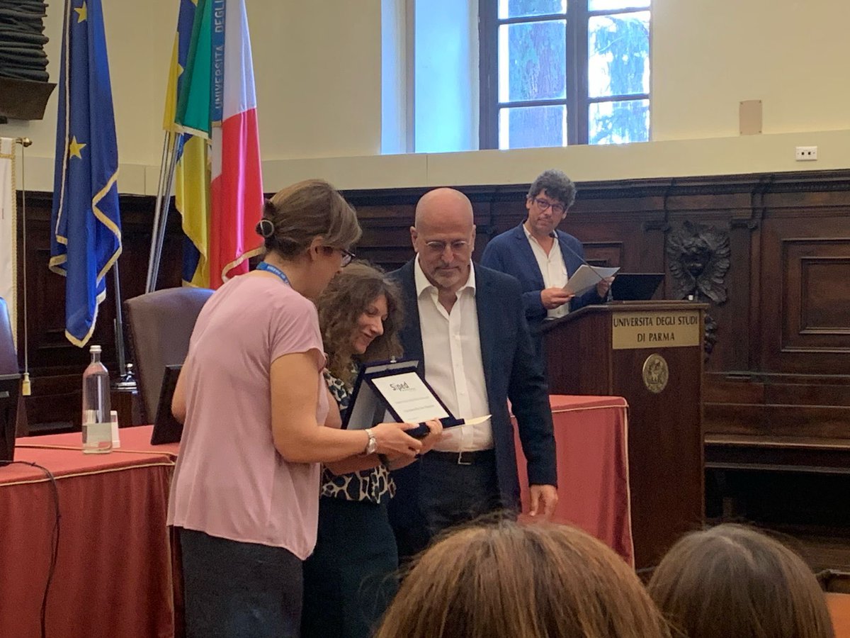 Dal 19 al 21 aprile si è svolto a #Parma il convegno della #Siped.

Il Premio Italiano di Pedagogia a due amici di #Cremit: Marco Rondonotti dell’Università eCampus e Giuseppina Rita Jose Mangione di <a href="/IndireSocial/">INDIRE</a>