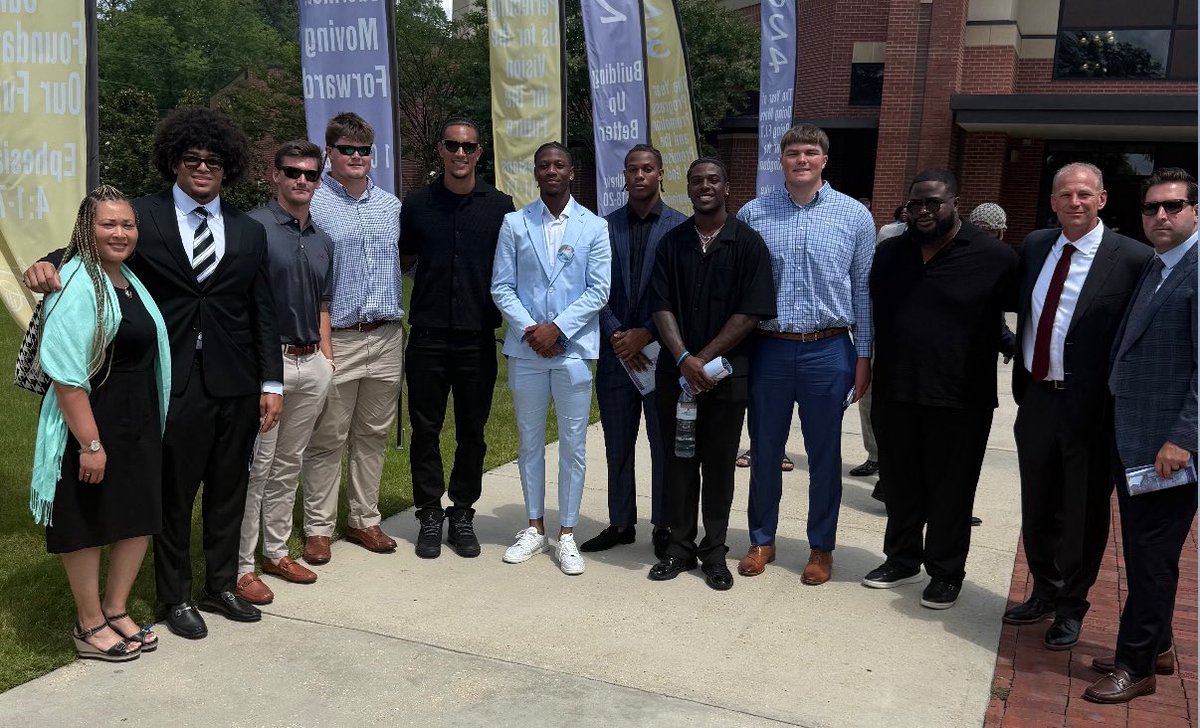 Several Alabama players, along with Kalen DeBoer, Nick Sheridan, Josh Chapman, Ashleigh Kimble attend funeral of Kierston Russell in Tupelo, Miss., on Saturday. 

The sister of Alabama freshman QB Keelon Russell passed away on June 3.