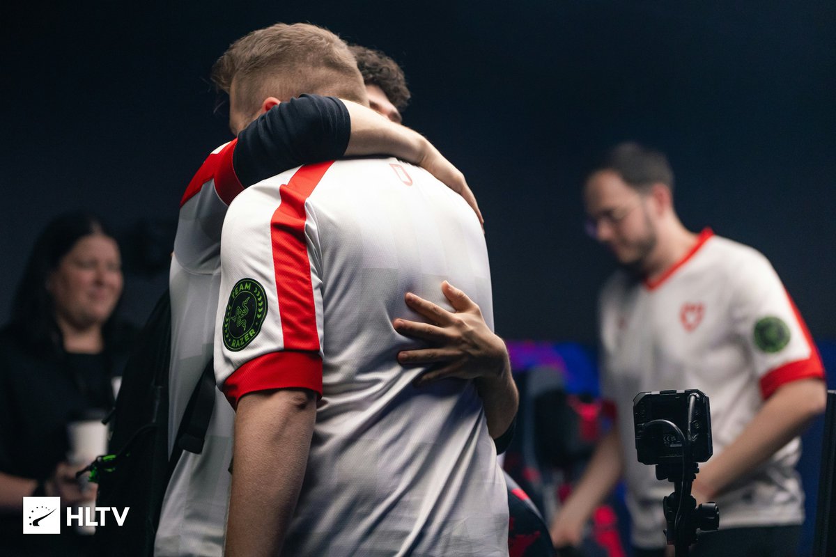 HLTV.org tweet media