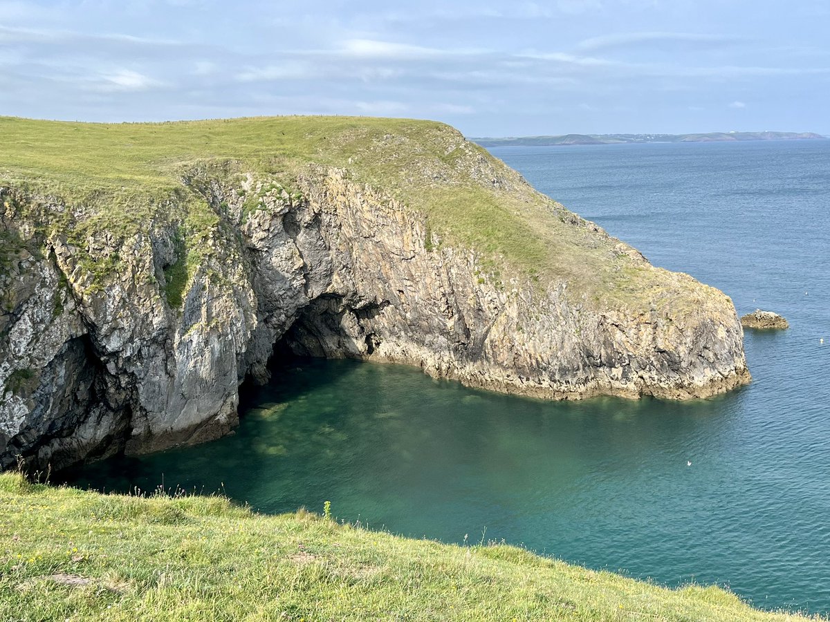 only1keogh1972's tweet image. Nip down #Pembrokeshire the west end of god’s country #bosherton #stackpole #barfundlebay  🏴󠁧󠁢󠁷󠁬󠁳󠁿🙌🏻