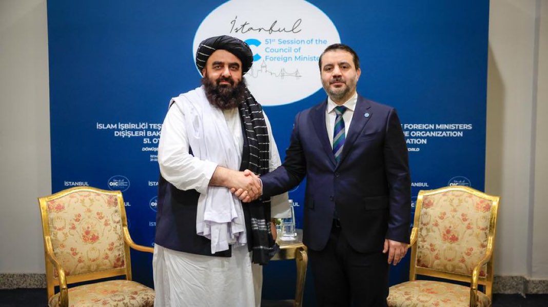 lSlS and AlQaeda meet in Turkey!