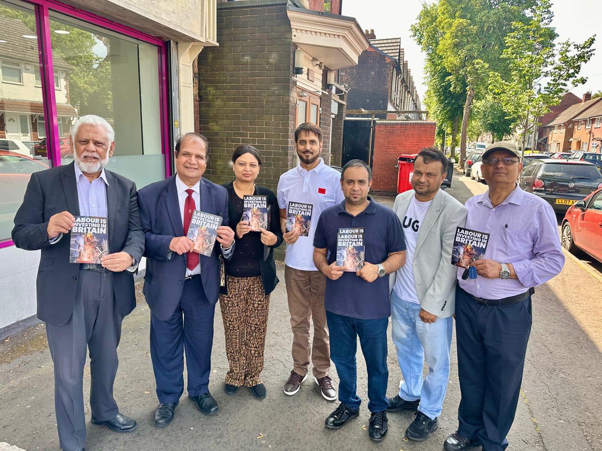 Cllr Rinkal Shergill (@rinkal10) on Twitter photo National Campaign Weekend, I joined @perrybarrCLP and fellow councillors speaking to residents about the spending review and antisocial behaviour in the area. Lots of great conversations and picked up important casework!
<a href="/BrumLabour/">Birmingham Labour</a>
#holyhead National Campaign Weekend, I joined @perrybarrCLP and fellow councillors speaking to residents about the spending review and antisocial behaviour in the area. Lots of great conversations and picked up important casework!
<a href="/BrumLabour/">Birmingham Labour</a>
#holyhead