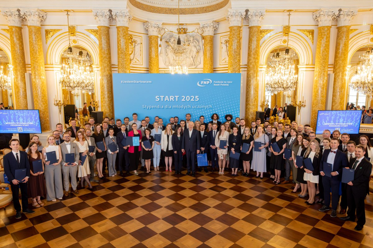 FNP_org_pl's tweet image. 🎉🏆👏Stypendia START wręczone! Fundacja na rzecz Nauki Polskiej od 33 lat wspiera najlepszych młodych naukowców w Polsce! Gratulujemy wszystkim laureatkom i laureatom tego wyróżnienia i życzymy wielu dalszych sukcesów naukowych! #JestemStartowcem, #MłodaPolskaNauka