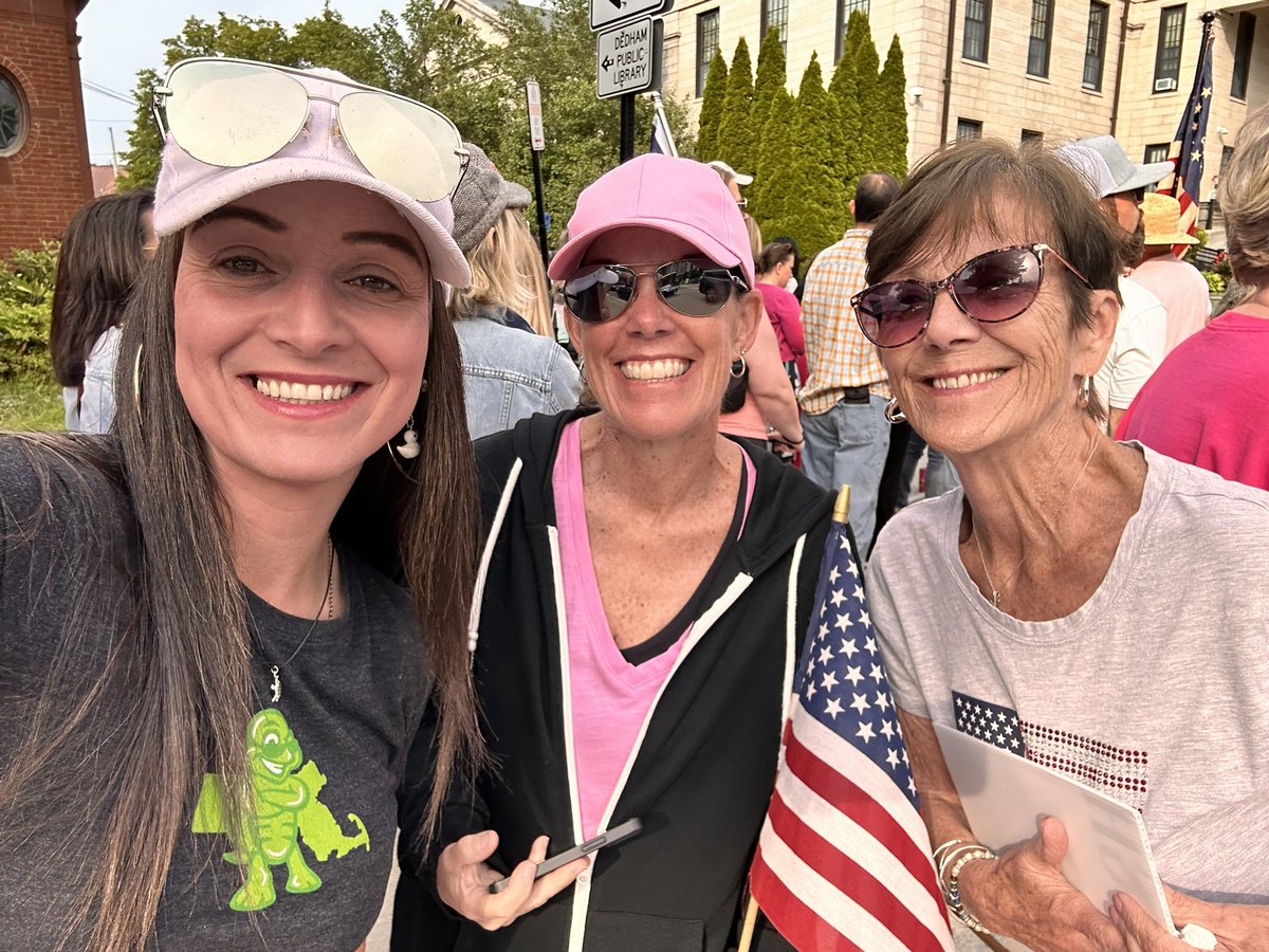 BostonBrandi100's tweet photo. Some of the weekly #BootsOnTheGround crew! 
More pics will be posted to FB and TikTok 🇺🇸 🤟🏾🥾🫶🏽💪🏽 https://t.co/pC8MrpFNYL