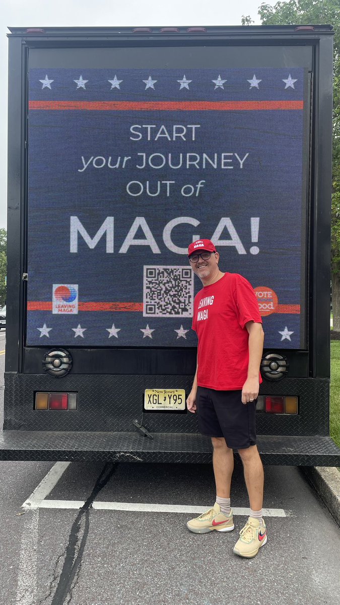 Leaving MAGA/Rich Logis 🇺🇸 (@perfectourunion) on Twitter photo 