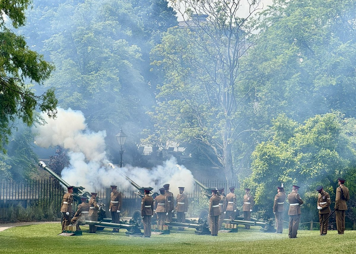 The Honorary Colonel tweet media