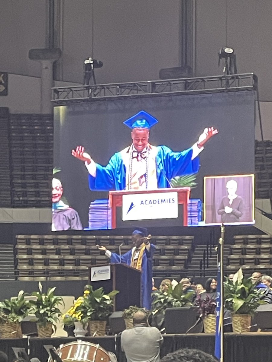 Phoebus High School (@phoebushs1) on Twitter photo Senior Class President, Genesis D.; Co-Salutatorians Owen S. and Dante J.; and , Valedictorian Robert S. address the Class of 2025, families, and esteemed guests. <a href="/david_coccoli/">David Coccoli</a> <a href="/vibrown68/">Vernita Brown</a> <a href="/VAeducatorLBI/">Lisa Incorminias</a> <a href="/Brownlie18/">Lindsay E. A. Jackson, EdS</a>
#phantomgrads2025 Senior Class President, Genesis D.; Co-Salutatorians Owen S. and Dante J.; and , Valedictorian Robert S. address the Class of 2025, families, and esteemed guests. <a href="/david_coccoli/">David Coccoli</a> <a href="/vibrown68/">Vernita Brown</a> <a href="/VAeducatorLBI/">Lisa Incorminias</a> <a href="/Brownlie18/">Lindsay E. A. Jackson, EdS</a>
#phantomgrads2025