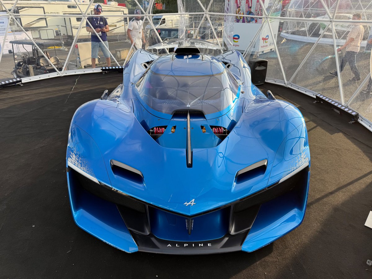 Reunited with a war buddy from Vision Gran Turismo, Antony Villain