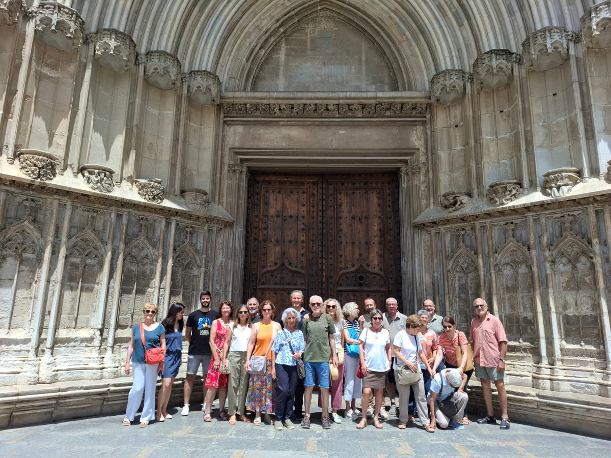 📸 Aquest matí hem visitat la catedral de Girona amb un guia excel·lent: en Gustau! Una experiència molt interessant i plena de descobertes! Moltes gràcies als qui hi heu participat. #CatedralDeGirona