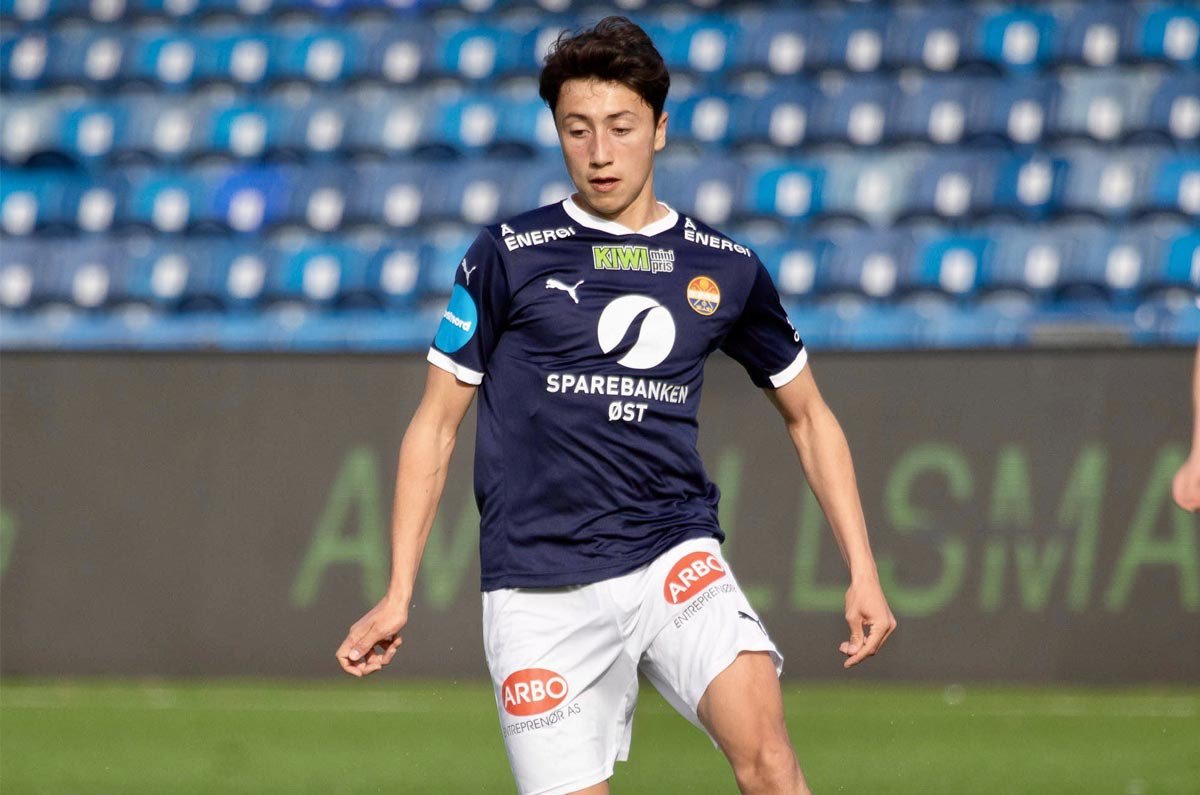 baoball's tweet photo. — Andreas Heredia-Randen, a 19-year-old Norwegian defensive midfielder, blends sharp tactical nous with tenacious physicality. 

— His precise interventions and relentless stamina disrupt opponents and spark transitions. Still building strength, his competitive edge shines in international youth competitions.