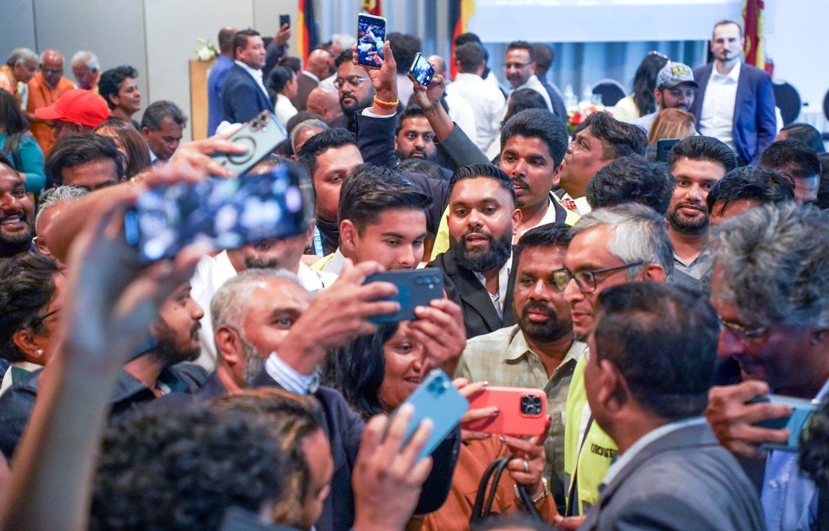 anuradisanayake's tweet image. I met with the Sri Lankan community in Germany during my official visit! It was heartwarming to be welcomed by so many dedicated professionals, entrepreneurs and investors. I urged everyone to unite, setting aside our differences, to work towards making Sri Lanka a prosperous…