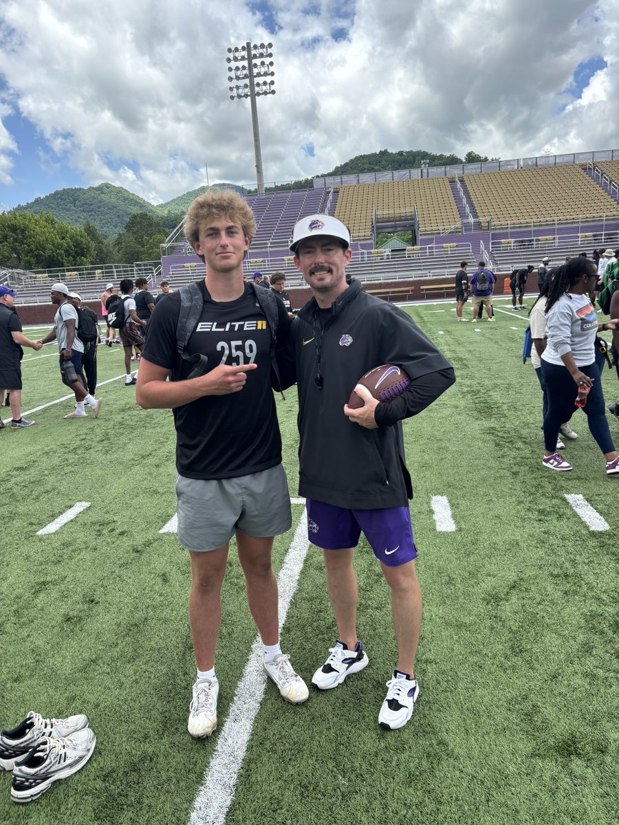 Tanner Payne "Sunshine" (@tannerqbpayne) on Twitter photo Thank you <a href="/CoachCHeadley/">Corey Headley</a> for your time at camp today. Looking forward to seeing you again. <a href="/CatamountsFB/">Western Carolina Football</a> <a href="/CoachKerwinBell/">Kerwin Bell</a> <a href="/CoachWellsWCU/">Rylan Wells</a> Thank you <a href="/CoachCHeadley/">Corey Headley</a> for your time at camp today. Looking forward to seeing you again. <a href="/CatamountsFB/">Western Carolina Football</a> <a href="/CoachKerwinBell/">Kerwin Bell</a> <a href="/CoachWellsWCU/">Rylan Wells</a>