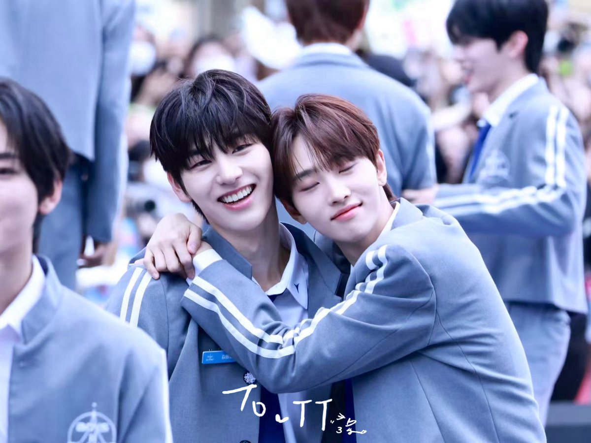 Drippin_Latam's tweet photo. 〔📸FOTOS|14/06/25〕 
Se ven tan lindos 🥹♥️

#BOYS2PLANET #보이즈2플 #DRIPPIN #드리핀 https://t.co/oFtj3UGZYR