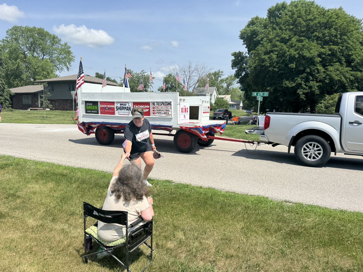 Team Nunn brought the energy to Stuart’s Good Egg Days Parade!

Today was buzzing with energy and patriotism! 🇺🇸