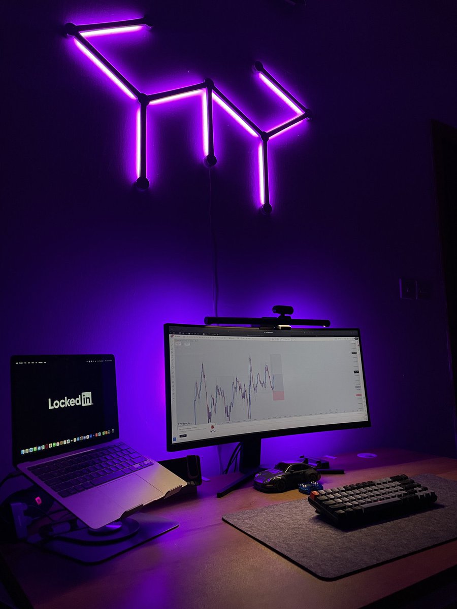 This workspace setup we did for <a href="/promisenakpan/">Banks ♞</a> is really a masterpiece. 

Simple and artistic at the same time. From the Lighting to the monitor, the desk…. We ate! 🔥
.
<a href="/Appledirectng/">AppleDirect Technology</a>