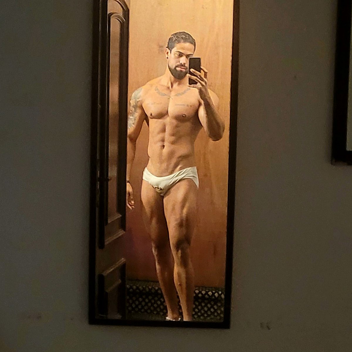 Fala pessoal esse meu novo perfil oficial no Instagram já segue la pra estar por dentro da vida de um boss 

instagram.com/p/DKmubMigA1q/…