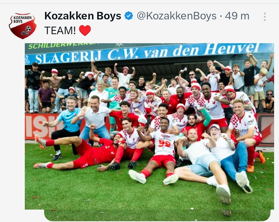 Gefeliciteerd met de promotie naar de 2e divisie <a href="/Berrywerkendam/">BerryvanHouwelingen</a> en @cornevanhouwelingen 🎉🥳 #koznoo <a href="/KozakkenBoys/">Kozakken Boys</a>