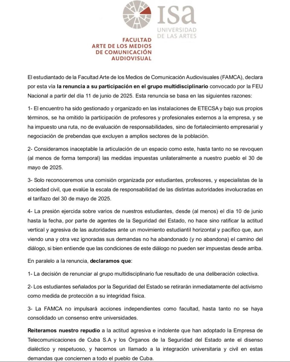 "NO VAMOS NI PINGA"
Porque la facultad de arte de los medios de comunicación audiovisual, dice que para empezar eliminen el tarifazo para hablar de algo. No van a dialogar ni pinga con la dictadura.