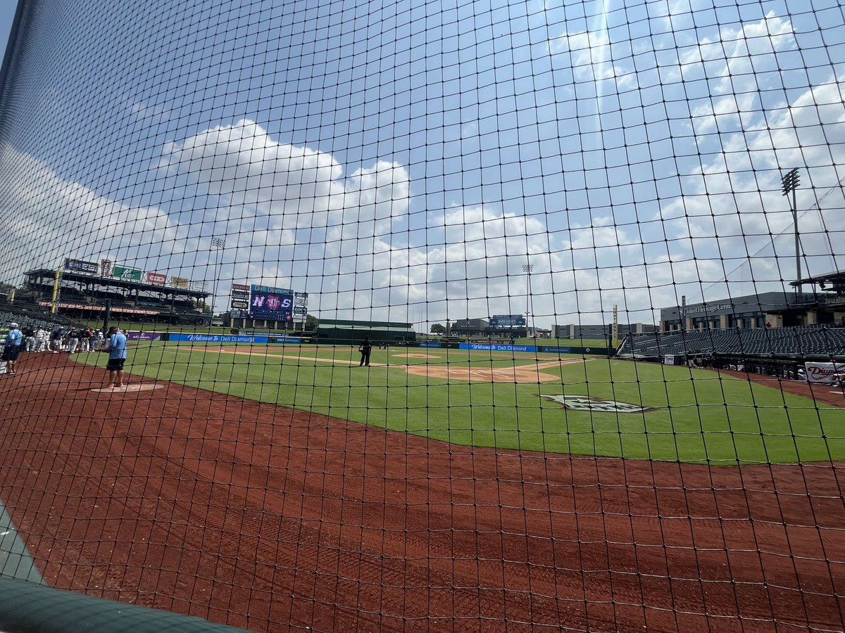 Back at Dell Diamond for the 2A-4A <a href="/thsbcaStar/">THSBCA All Star</a> game! 

Full coverage on Fox 44 tonight at 9!

Lots of CTX representatives today:

North:
<a href="/BKlanika21/">Brandon Klanika</a> - <a href="/Axtell_Baseball/">Axtell Baseball</a> 
South:
<a href="/carrizalescj/">carrizalescj</a> - <a href="/Lorena_Baseball/">Lorena HS Baseball</a> 
<a href="/TartNoah/">Noah Tart</a> - <a href="/FranklinLionBSB/">Franklin Lion Baseball</a> 
<a href="/DeanHannah35/">Dean Hannah</a> - <a href="/CSCougBaseball/">China Spring High School Baseball</a>