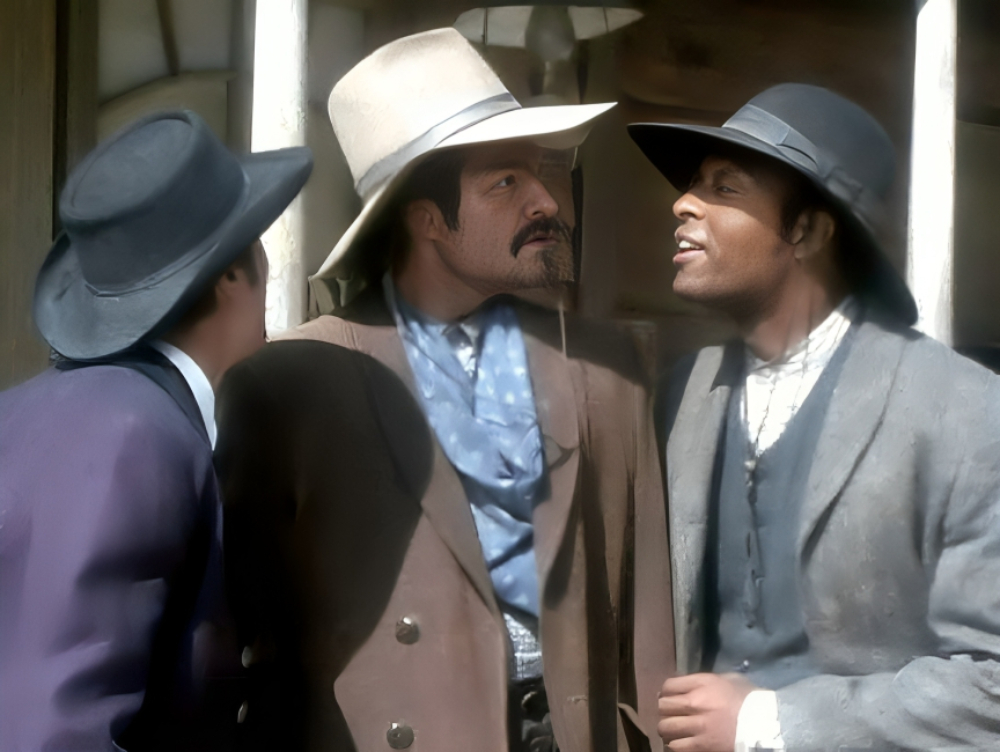 Magnificent7TV's tweet image. Ezra: Where you going, Buck? "Nunca sounded an awful lot like tonight."
Nathan: Let me translate for you, Buck.
Ezra and Nathan: Never!
Buck: Oh, hell, it wasn't that funny.
Episode: Love and Honor
#AnthonyStarke #DaleMidkiff #RickWorthy #Magnificent7TV