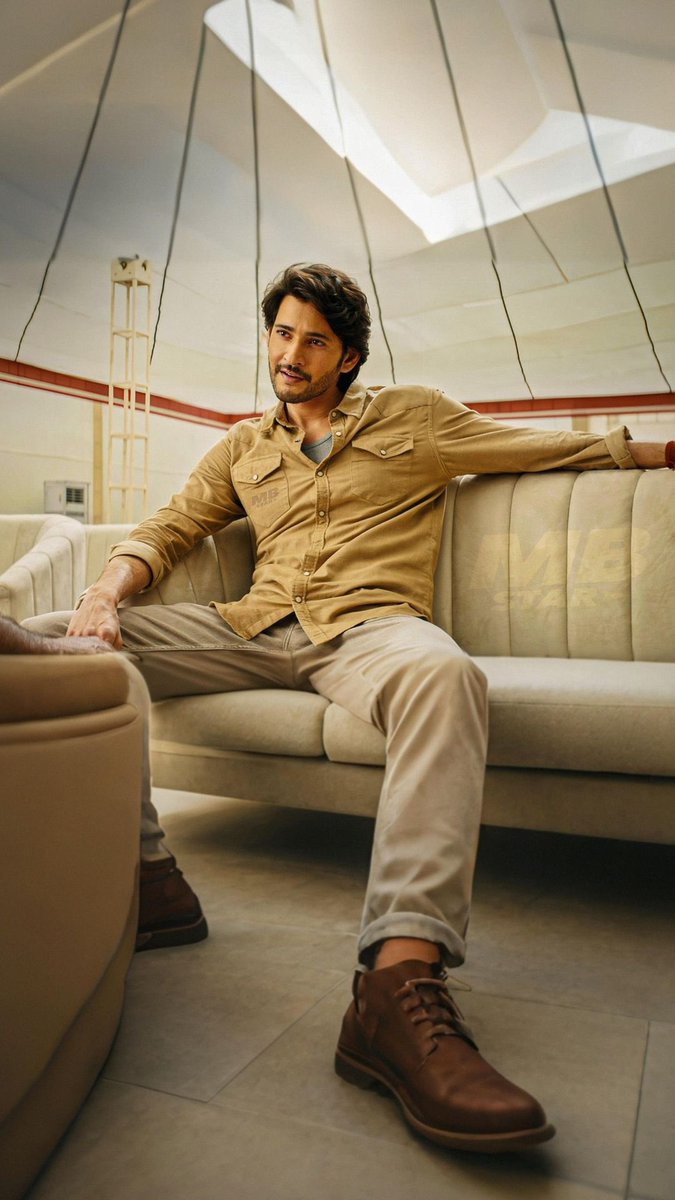 Ursnaveen2000's tweet photo. #WeWantSSMB29Update

@ssk1122 @ssrajamouli @urstrulyMahesh https://t.co/Mben1M8Ibe