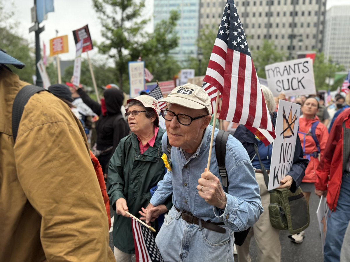 This is the birthplace of Democracy. We don’t bow or submit to kings, we topple them.

#NoKingsInAmerica