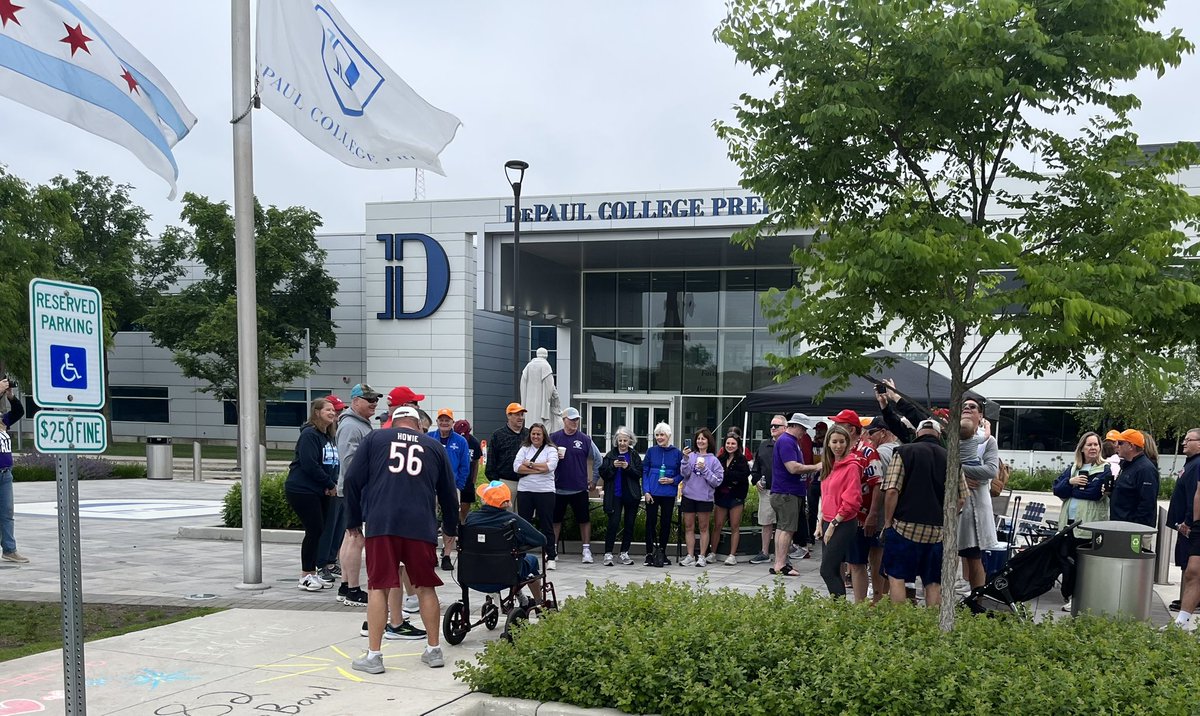 DePaulPrepwlax's tweet image. It was a pleasure supporting Howie Infante’s legacy at DePaul Prep this morning. He was a great person and coach. Thank you to our lacrosse players who volunteered and helped decorate and cheers on the walkers. #ONCEaRAMalwaysAram
#GORDONtech #DEPAULprepLEADERS
