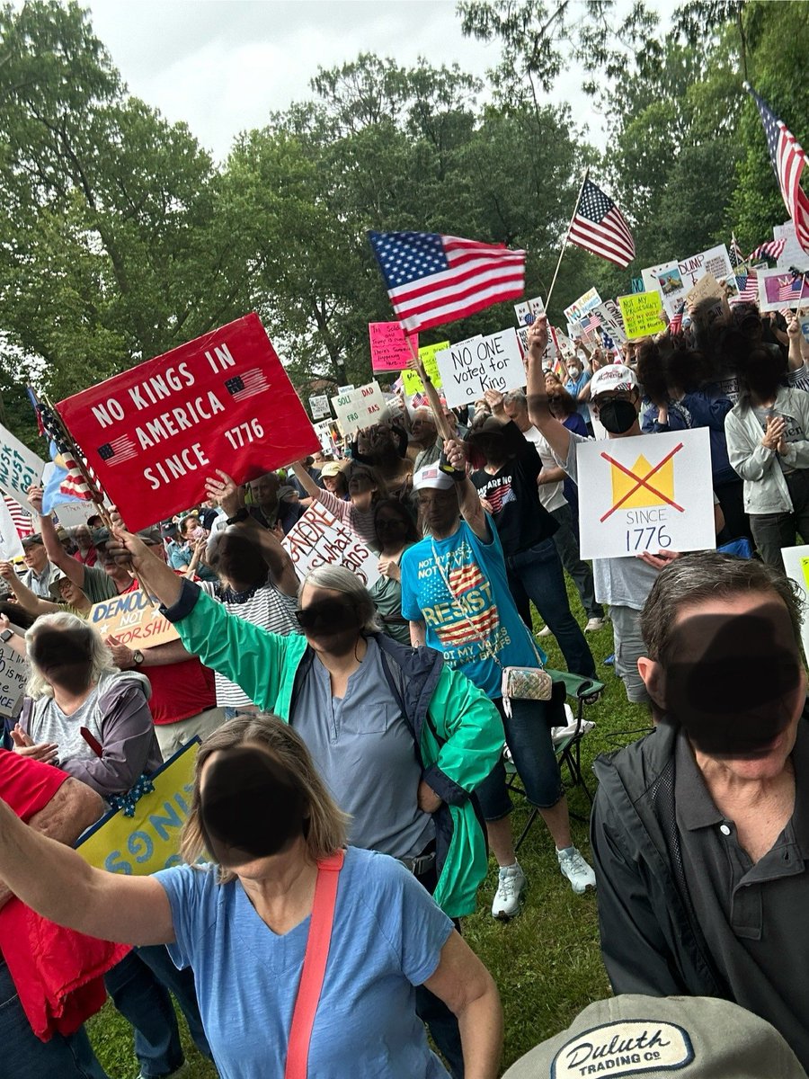 YourAnonCentral's tweet photo. The brave people of the United States are holding massive protests nationwide against the Trump regime, despite threats from the regime and its cult MAGA followers.

The people have declared enough is enough, restore democracy, justice, and remove Trump. #3E #NoKings #NoKingsDay https://t.co/8SAQJN4R4r